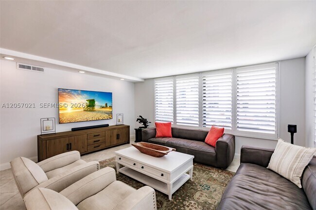 1586 S Ocean Dr Unit 125