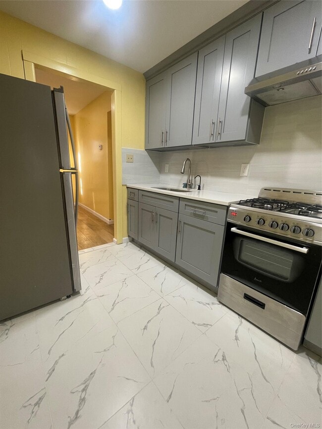 Photo - 2585 Beach Dr