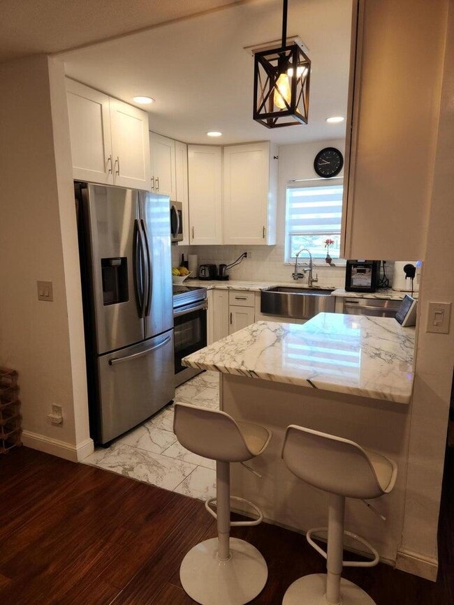 Photo - 2790 Ashley Dr E