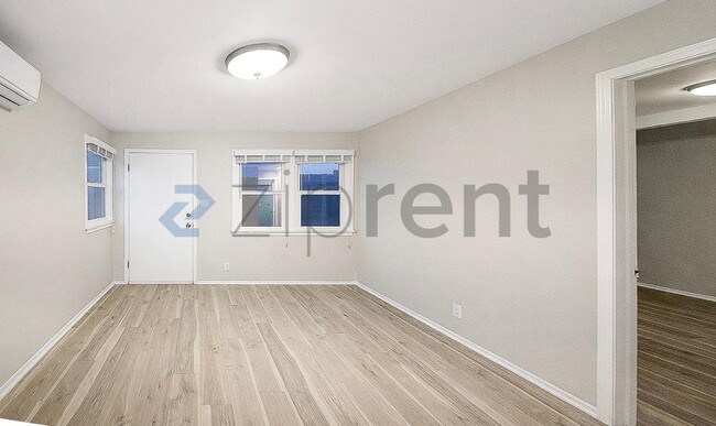 Photo - 839 N Bunker Hill Ave