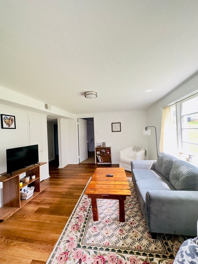 Photo - 104 Stratford Ct Unidad B