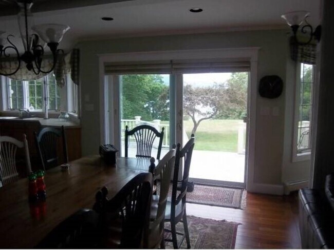 Photo - 152 Mayhew Turnpike