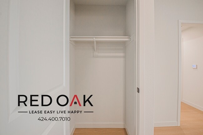 Photo - 856 S Gramercy Dr Unit 204