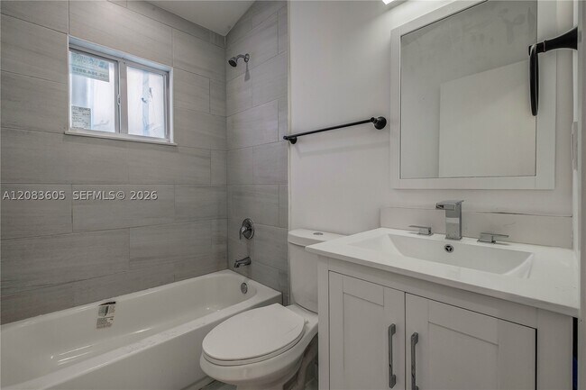 Photo - 763 NW 80th St Unit B