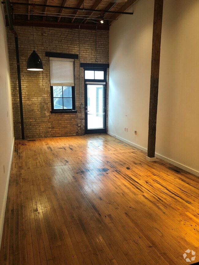 Building Photo - 346 Pierpont Ave Rental