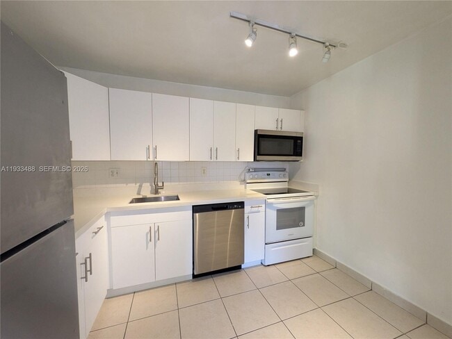 Photo - 9405 W Flagler St Unit D310