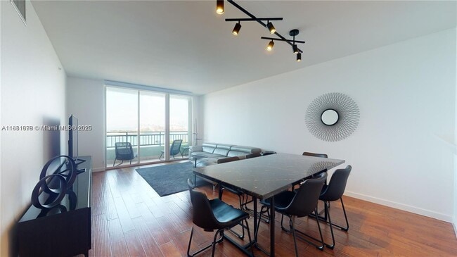 Photo - 90 Alton Rd Unit 908