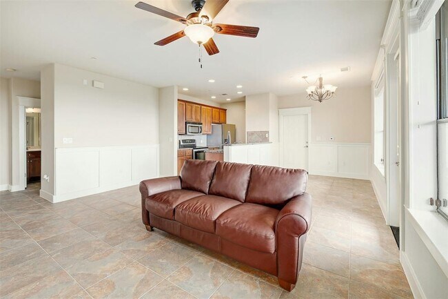 Photo - 17720 Maritime Point Unit 101