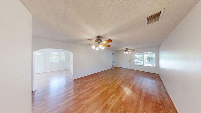 318 Marian Way