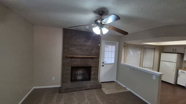 Photo - 6314 Cambridge Dr