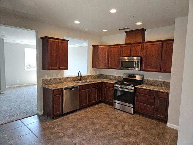 675 Mission De Oro Dr