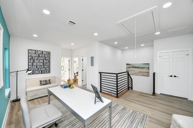 Photo - 9303 Jutland Rd