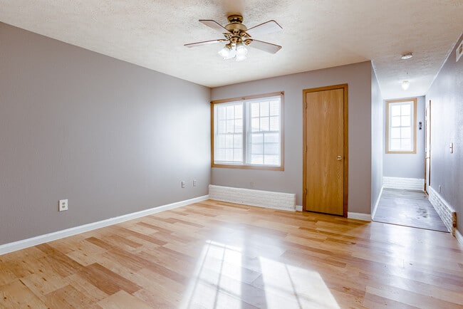 Salt Creek Townhomes