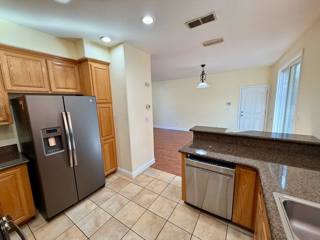 Photo - 5443 Washoe St