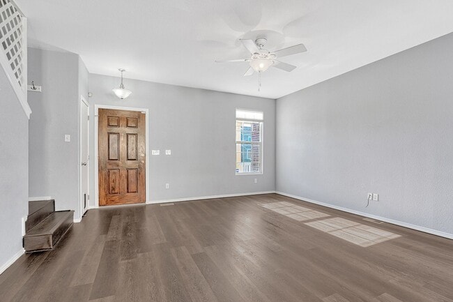 Photo - 10574 Country Park Point