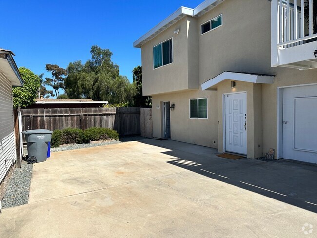 Building Photo - Remodeled 1 bedroom in IB Rental