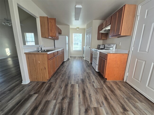 Photo - 102 Wilson St