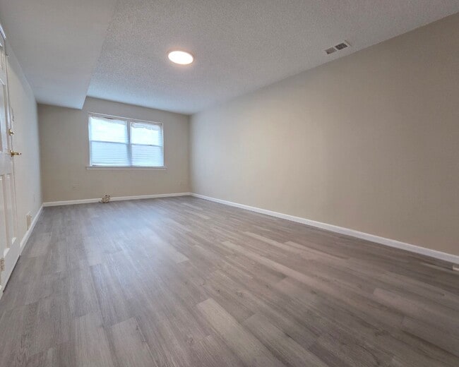 Photo - 162 Jules Dr Unit 1