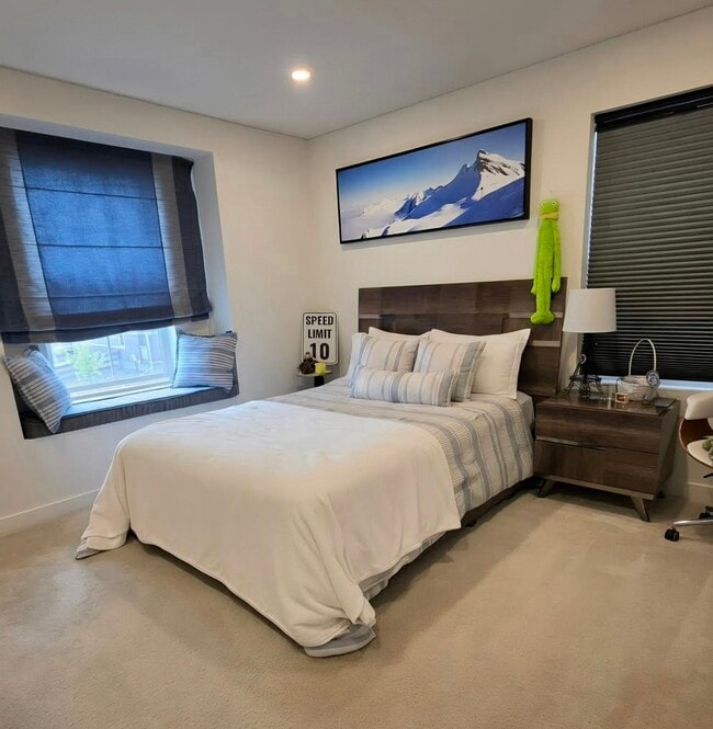 Photo - 1689 Saddlesmith Pl