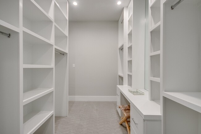 Building Photo - 1615 Wheeler Ave