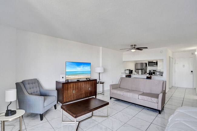 Photo - 777 NW 155th Ln Unidad SI ID1504005P