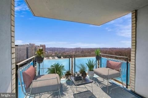 Building Photo - 10500 Rockville Pike Unit 1321