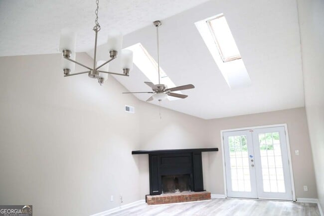 Photo - 5141 Farm Pl Dr NE