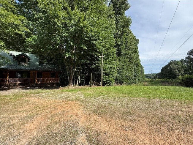 2405 Mountain Rd