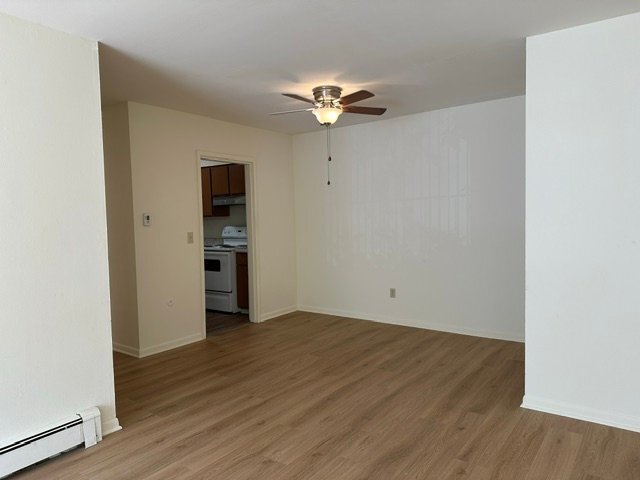 3705 James St Unidad 2F
