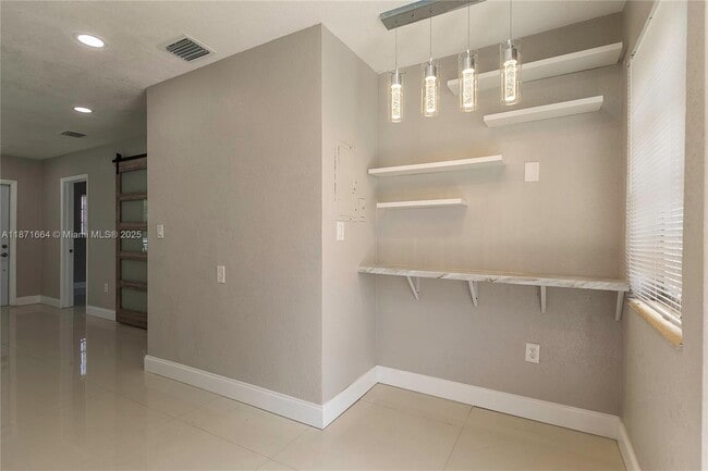Photo - 270 NW 81st St.