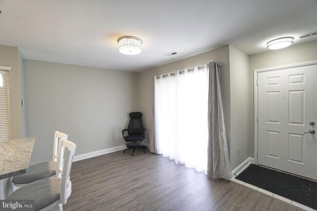 Photo - 3007 Maryanne's Ct