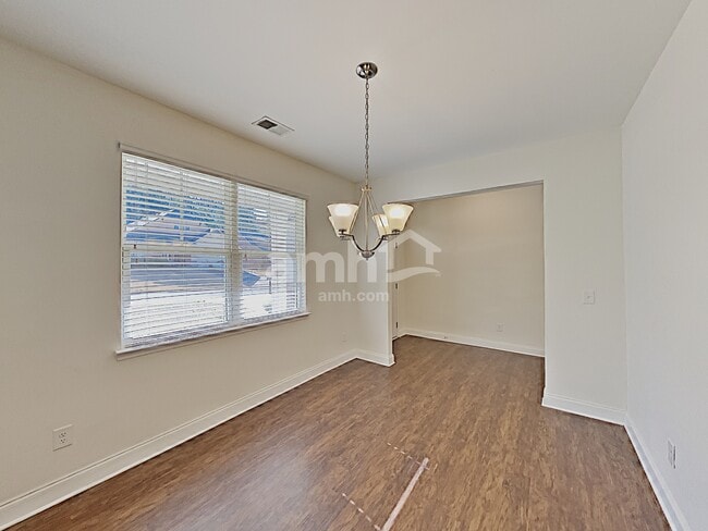 Photo - 209 McBee Pl