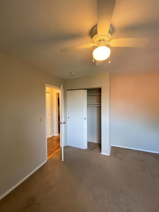 Photo - 558 Lowell Ave Unidad 558-08