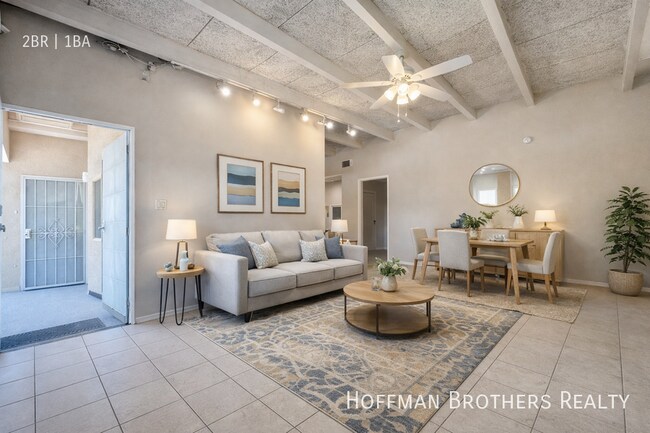 Photo - 4840 Van Noord Ave Unidad 5