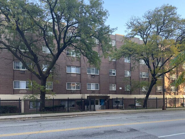 Photo - 1040 W Hollywood Ave Condo Unit 904