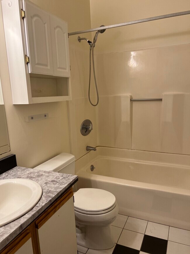 Photo - 87 Bristol St