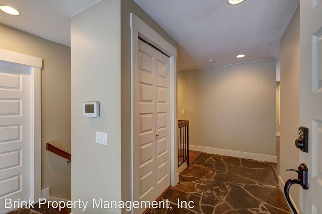 Photo - 4 br, 3 bath House - 4452 145th Ave SE