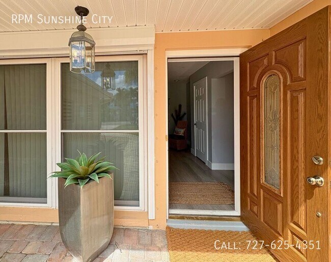 Photo - 10128 Yacht Club Dr