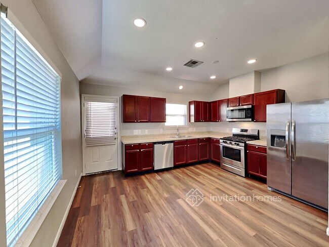 Photo - 18810 Dennington Dr