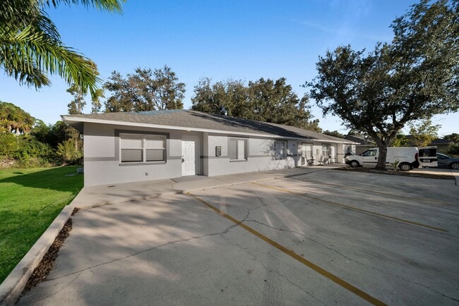 Building Photo - Unit 1 @1407 SE 24TH AVE Unit @  1