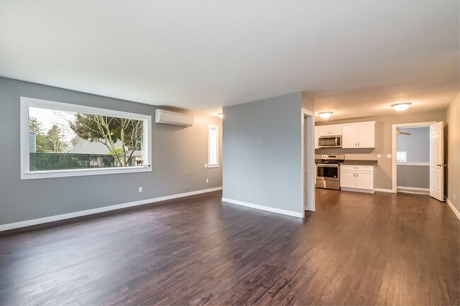 Photo - Beautiful, Spacious 4-bedroom home in Ferndale!