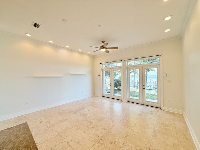 Photo - 3-Level Waterfront Townhome