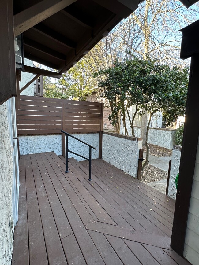 Photo - 503 Pinewood Rd