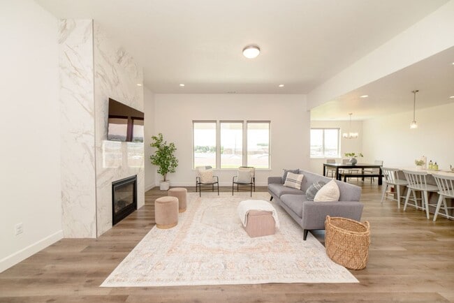 Photo - Beautiful Rambler