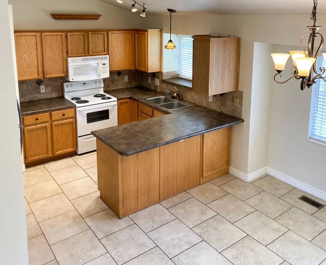 Photo - 734 W Sweet Meadow Ln