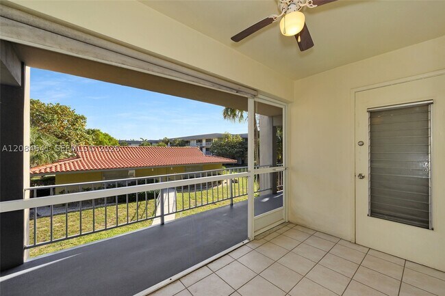 Photo - 250 Layne Blvd Unit 205