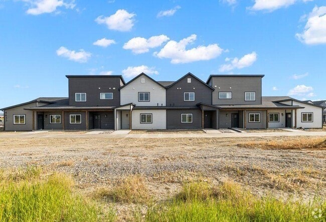Building Photo - 2 bedroom in Billings MT 59106 Rental