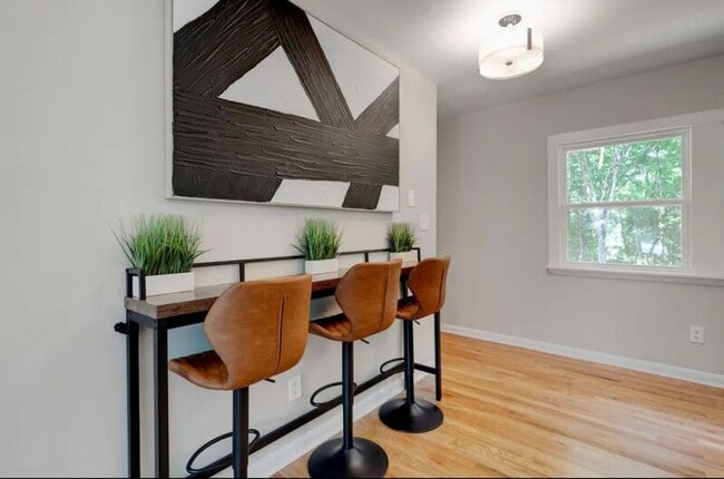 Photo - 2809 Newark Dr