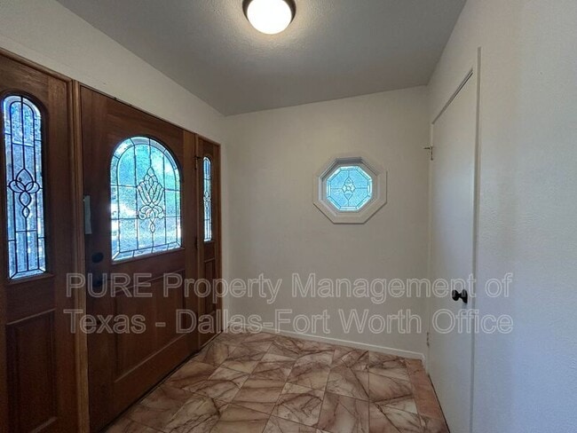 Photo - 8913 Sirocka Dr