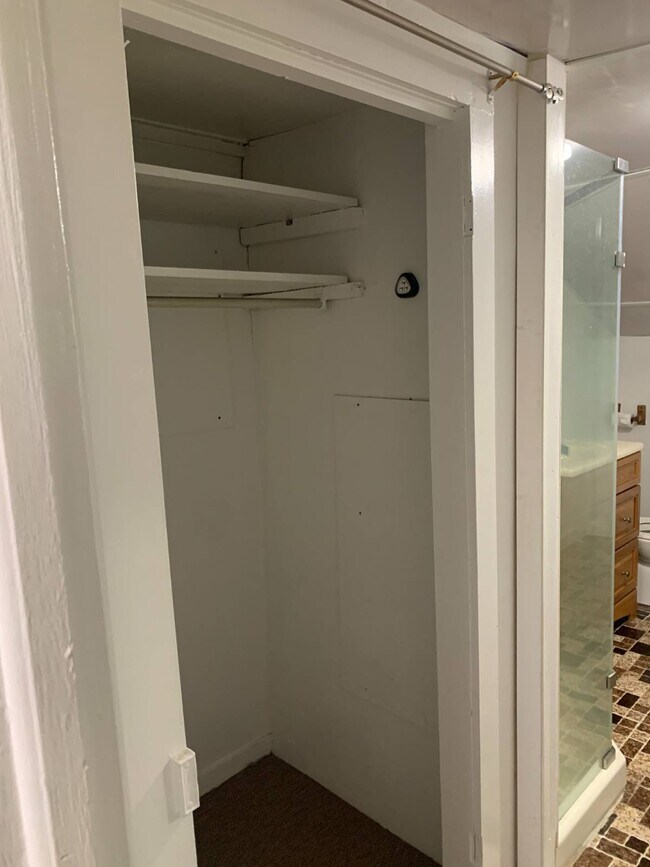 Photo - 119 E Main St